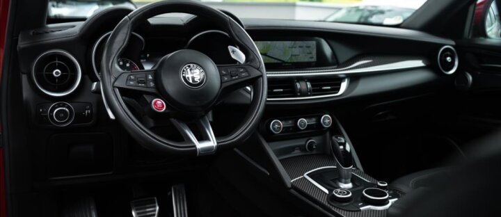 Alfa Romeo Stelvio 2,9 QUADRIFOGLIO Q4, H/K, PANORAMA