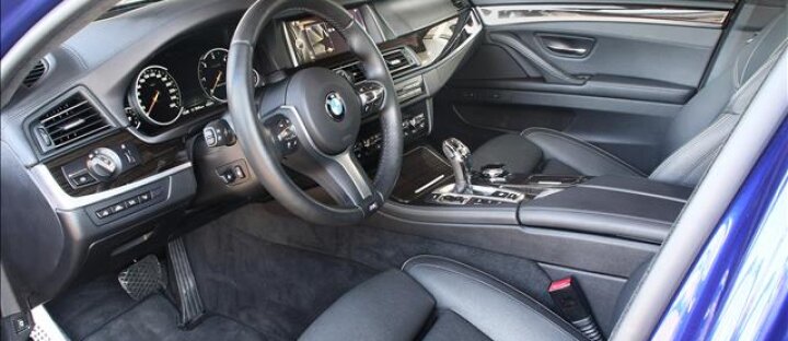 BMW Řada 5 M550d xDrive, Individal, Carbon paket, Max