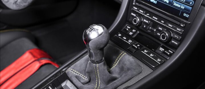 Porsche Cayman GT4 Clubsport paket, keramiky, navigace