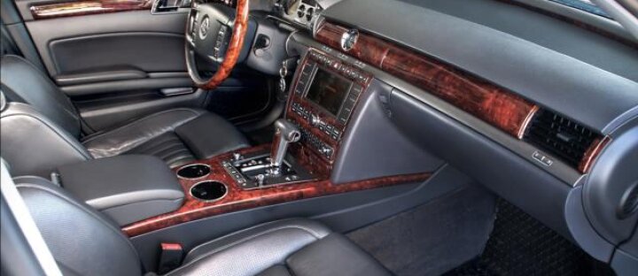 Volkswagen Phaeton 3.0 V6 TDI 4motion, navigace