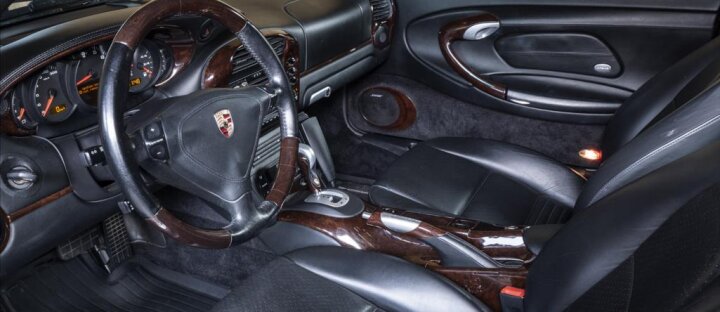 Porsche 911 3,6 TIPTRONIC, MODESTA