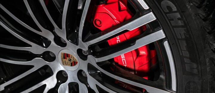 Porsche Macan TURBO PDK PERFORMANCE Karbon Vzduch