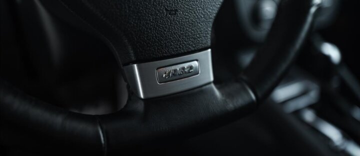 Volkswagen Golf 3,2 V R32 3.2 DSG 4 MOTION, NAVI, KV