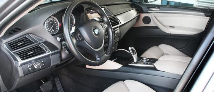 BMW X6 xDrive 35i, head-up display, servis. kniha, CZ men
