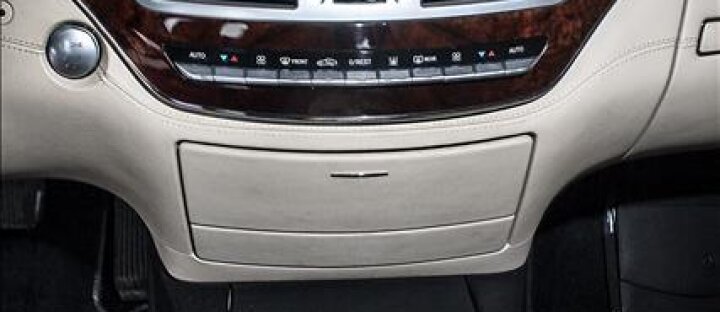 Mercedes-Benz Třídy S 5,5 S 500 L, Noční vize, TV, DVD, masážní a klim. seda