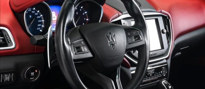 Maserati Ghibli SQ4, karbon, sada zimních kol
