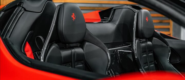 Ferrari SF90 4,0 SPIDER, FULL VÝBAVA