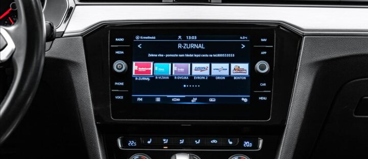 Volkswagen Passat 1,5 TSI El. DSG, Masáže, LED