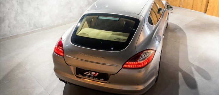 Porsche Panamera Panamera 4S, sport chrono paket, ventilace, PDLS
