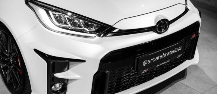 Toyota Yaris 1,6 TURBO GR 4WD, AKRAPOVIČ, PAKET SPORT