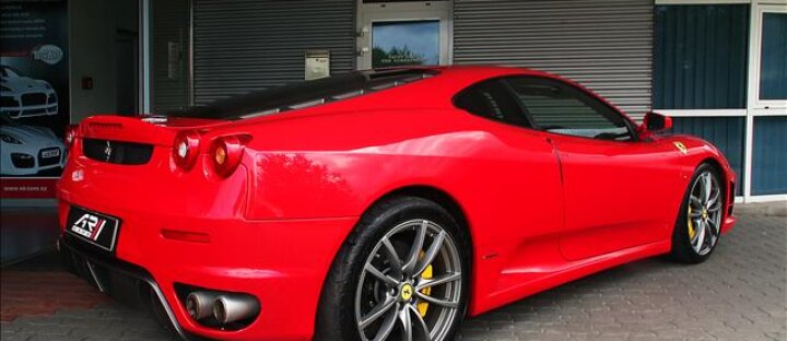 Ferrari F430 Scuderia paket Keramiky 520PS