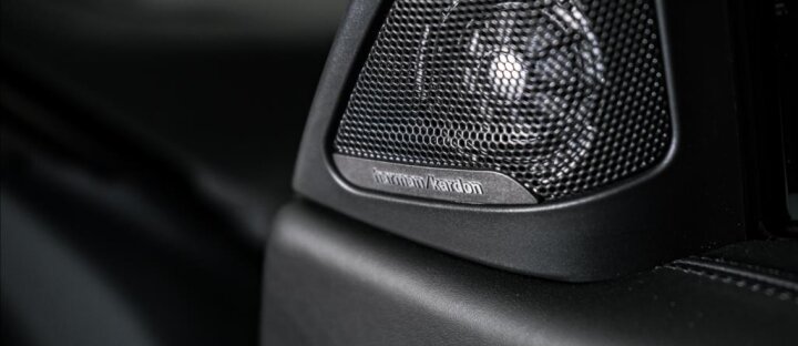 BMW M4 Telesto Edition 1/40, keramiky, LED volant, CZ