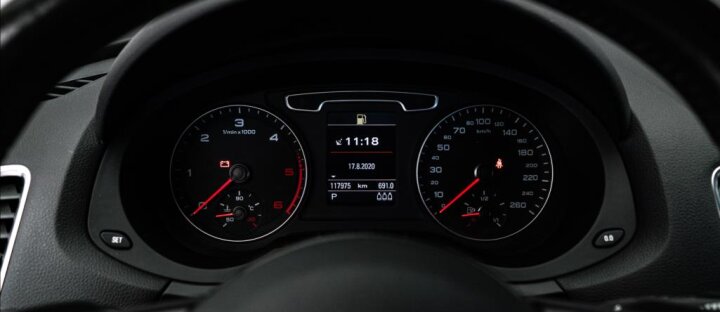 Audi Q3 2.0 TDI quattro, automat, Alcantara, CZ