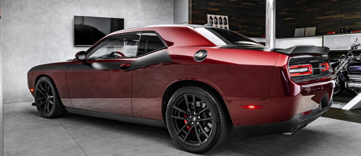 Dodge Challenger R/T 6,4 R/T 362kW Alpina Brembo