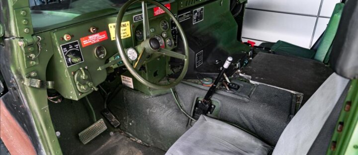 Hummer H1 6,2 M998 HMMWV  Vojenský