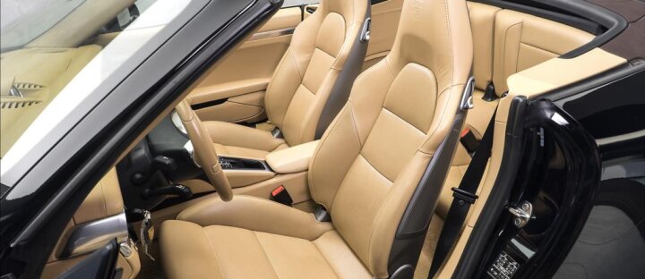 Porsche 911 Carrera 4S Cabrio*SportChrono*Burmester*sportovní