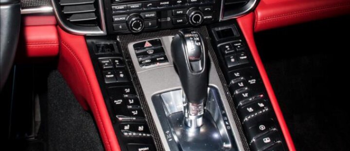 Porsche Panamera Turbo, Burmester, PDCC, Sport chrono, TV/DVD, CZ