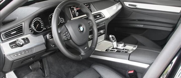 BMW Řada 7 740d xDrive, M Paket, adaptivní tempomat