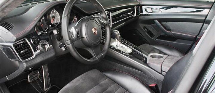 Porsche Panamera GTS, Alcantara