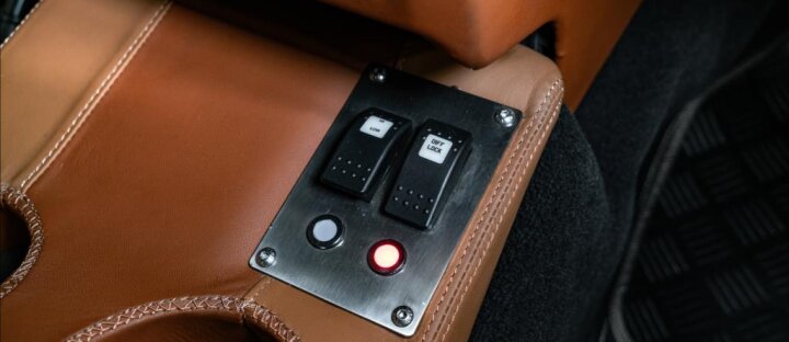Land Rover Defender 6,2 Chelsea Truck Company, KAHN design