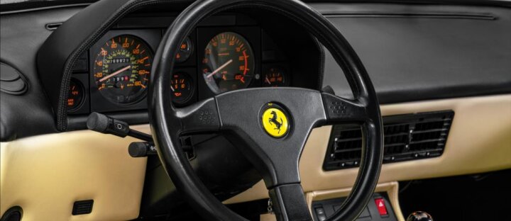 Ferrari Mondial šíbr, bikolor