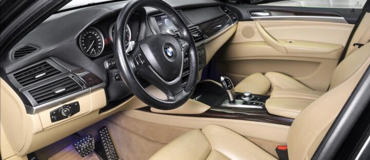 BMW X6 35i xDrive Sport paket, soft close