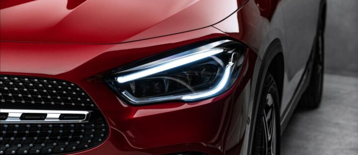 Mercedes-Benz GLA 200d 4Matic AMG, Premium, Multibeam