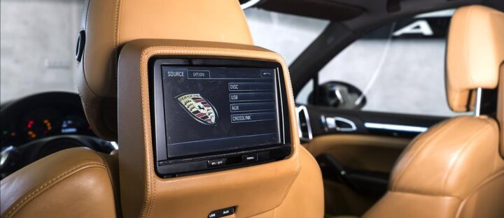 Porsche Cayenne Diesel, vzduch, DVD, PDLS, CZ