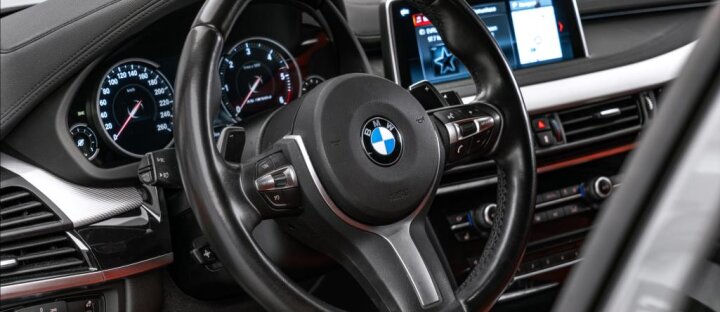 BMW X6 M50d, Keyless, HUD, kamera 360