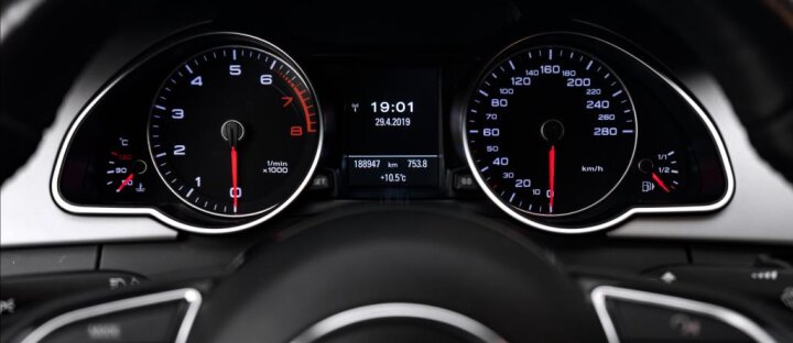 Audi A5 1.8 TFSI S-line, automat, alcantara, 125 kW