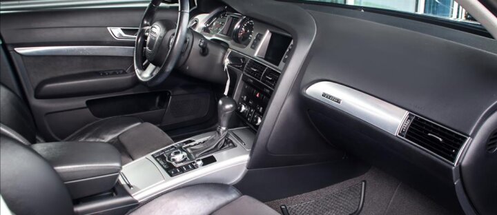 Audi A6 Allroad 3.0 TDI quattro facelift, alcantara, DPH, CZ