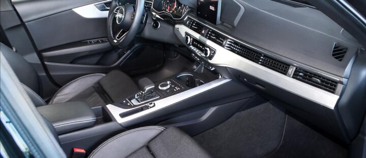 Audi A4 Avant sport 2.0 TDI S-line,LED,KeyLess,CZ