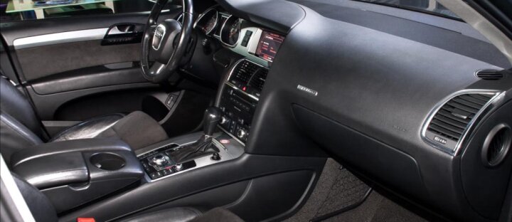 Audi Q7 4.2 FSI quattro, CZ