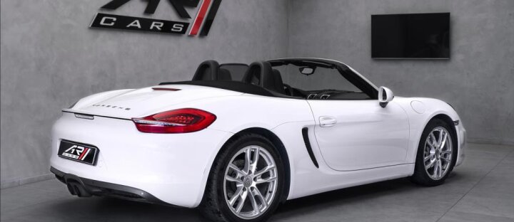 Porsche Boxster 2.7 sportovní výfuky, PDLS, Alcantara, navigace